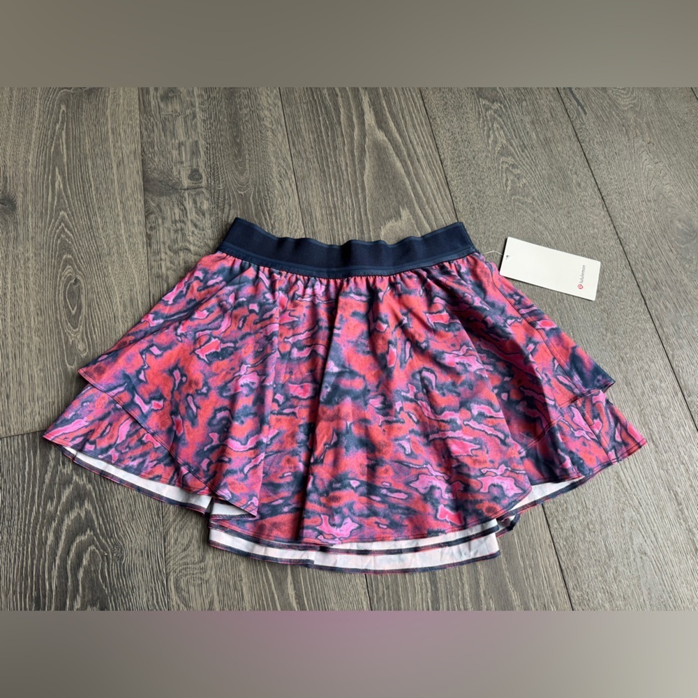 Lululemon Court Rival High Rise Skirt Tall in Chroma Clash Multi / Mineral Blue
